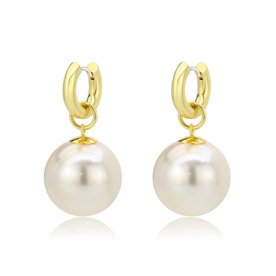 3W1741G - Flash Gold Brass Earring with Synthetic in White
