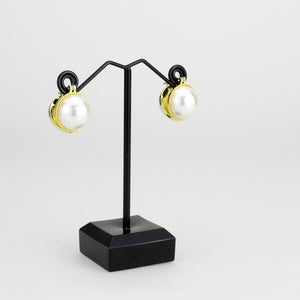3W1764G - Flash Gold Brass Earring with Synthetic in White