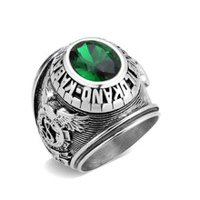 Load image into Gallery viewer, TK3906 - High polished (no plating) Stainless Steel Ring with Top Grade Crystal in Emerald