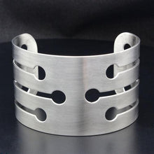 Load image into Gallery viewer, LO1947 - High polished (no plating) Stainless Steel Bangle with No Stone