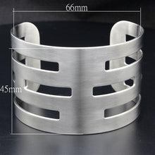 Load image into Gallery viewer, LO1948 - High polished (no plating) Stainless Steel Bangle with No Stone