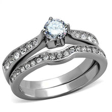 Load image into Gallery viewer, TK2039 - High polished (no plating) Stainless Steel Ring with AAA Grade CZ  in Clear