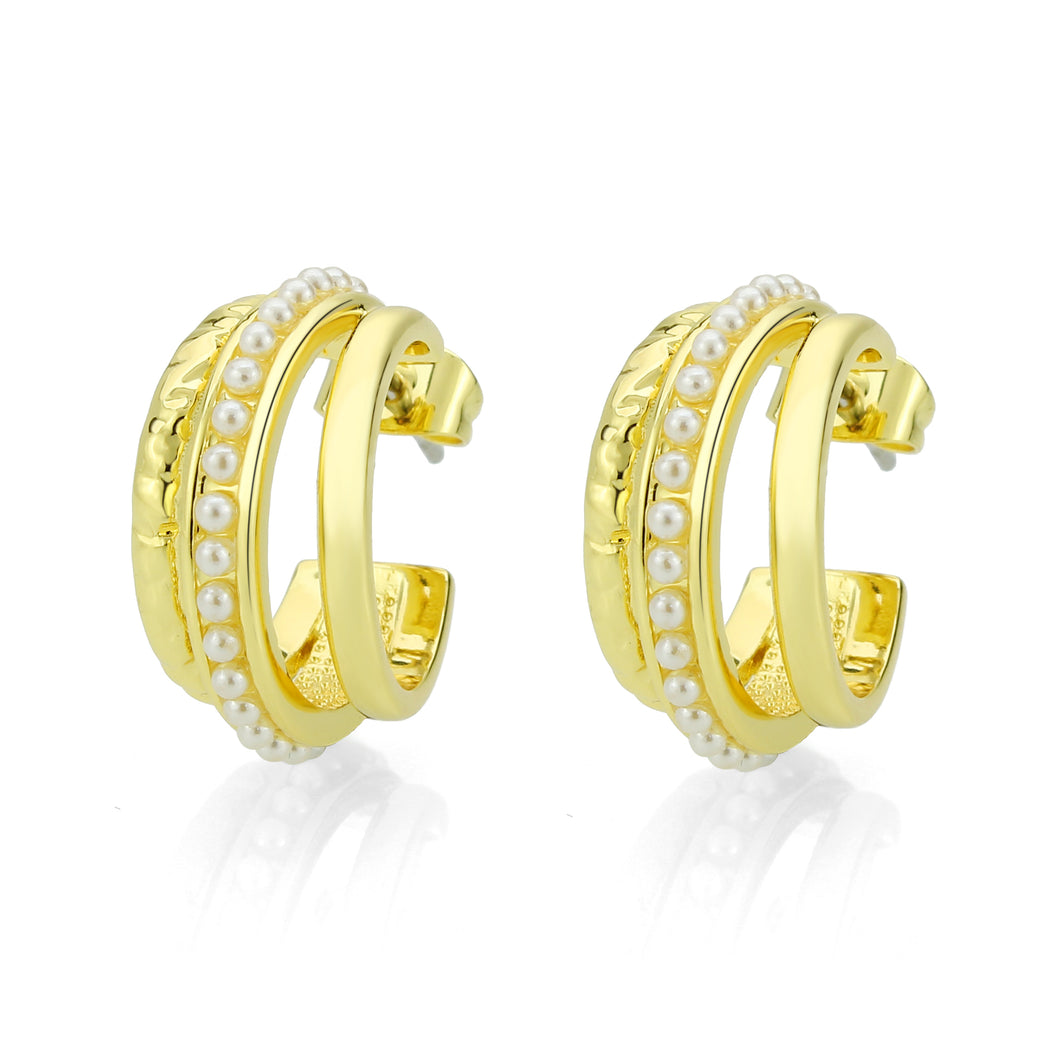 3W1746G - Flash Gold Brass Earring with Synthetic in White