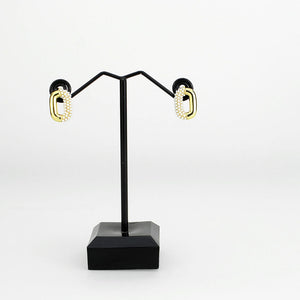 3W1793 - Flash Gold Brass Earring with Synthetic in White
