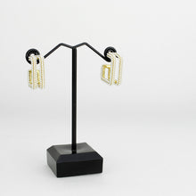 Load image into Gallery viewer, 3W1794 - Flash Gold Brass Earring with Synthetic in White