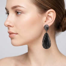 Load image into Gallery viewer, 4W003 - Earring, Brass, TIN Cobalt Black  , No Stone,