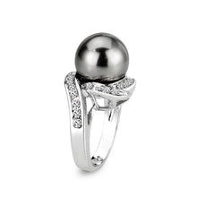 Load image into Gallery viewer, LO5W003 - Rhodium Brass Ring with Pearl In Black