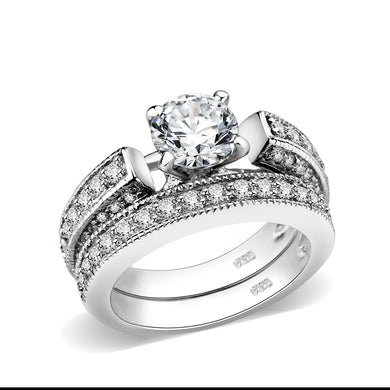 LO5S075- Sterling Silver Ring with CZ In Clear High Polished( NO Plating)