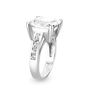 LO5S214- Sterling Silver Ring with CZ In Clear High Polished( NO Plating)