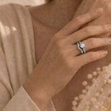 Load image into Gallery viewer, TK1330 - High polished (no plating) Stainless Steel Ring with AAA Grade CZ  in Clear