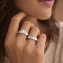 Load image into Gallery viewer, TK61206 - High polished (no plating) Stainless Steel Ring with AAA Grade CZ  in Clear