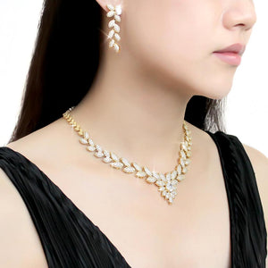 3W1425 - Gold Brass Jewelry Sets with AAA Grade CZ  in Clear