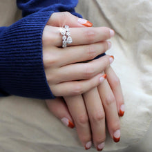 Load image into Gallery viewer, 3W1441 - Rhodium Brass Ring with AAA Grade CZ  in Clear