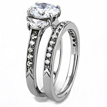 Load image into Gallery viewer, TK3509 - High polished (no plating) Stainless Steel Ring with AAA Grade CZ  in Clear