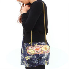 Load image into Gallery viewer, LO2375 - Ancientry Gold White Metal Clutch with Top Grade Crystal  in Multi Color