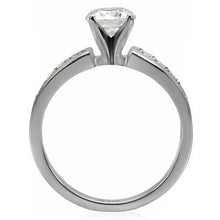 Load image into Gallery viewer, TK068 - High polished (no plating) Stainless Steel Ring with AAA Grade CZ  in Clear
