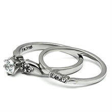 Load image into Gallery viewer, TK694 - High polished (no plating) Stainless Steel Ring with AAA Grade CZ  in Clear