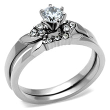 Load image into Gallery viewer, TK694 - High polished (no plating) Stainless Steel Ring with AAA Grade CZ  in Clear