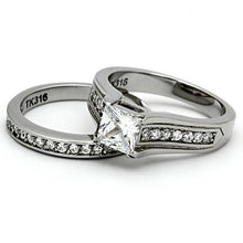 Load image into Gallery viewer, TK969 - High polished (no plating) Stainless Steel Ring with AAA Grade CZ  in Clear
