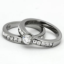 Load image into Gallery viewer, TK972 - High polished (no plating) Stainless Steel Ring with AAA Grade CZ  in Clear