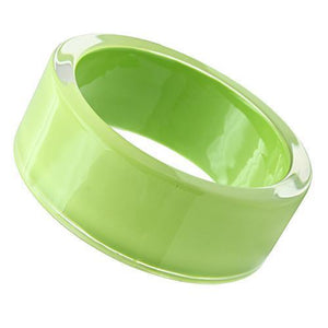 VL041 -  Resin Bangle with Synthetic Synthetic Stone in Peridot
